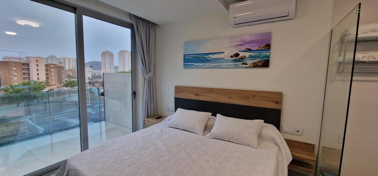 Apartamentos Oasis De La Cala ฟีเนสตรัต ภายนอก รูปภาพ