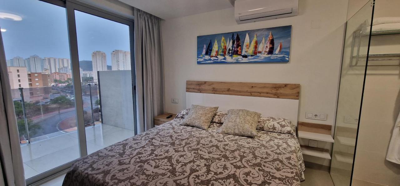 Apartamentos Oasis De La Cala ฟีเนสตรัต ภายนอก รูปภาพ