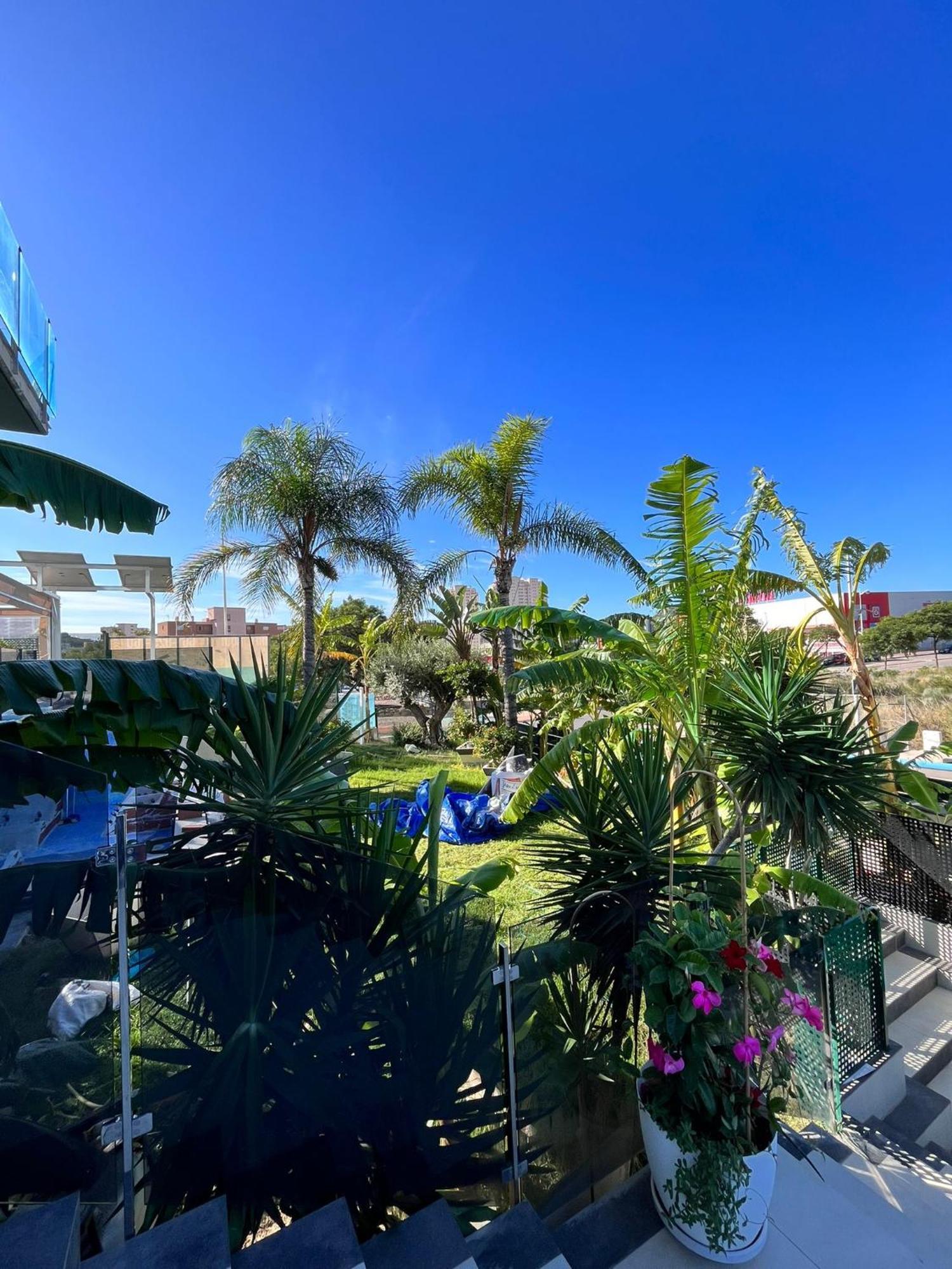 Apartamentos Oasis De La Cala ฟีเนสตรัต ภายนอก รูปภาพ