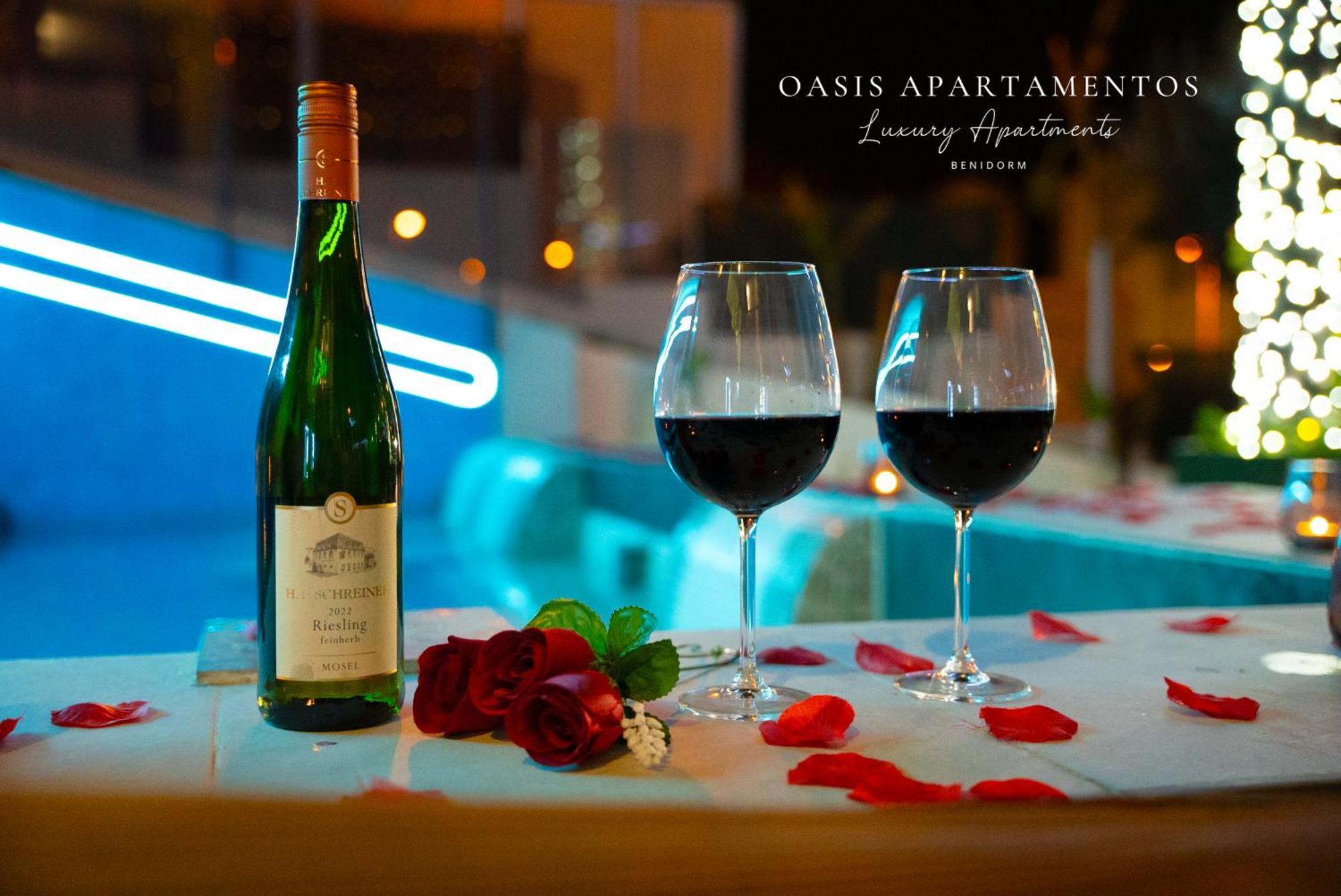 Apartamentos Oasis De La Cala ฟีเนสตรัต ภายนอก รูปภาพ